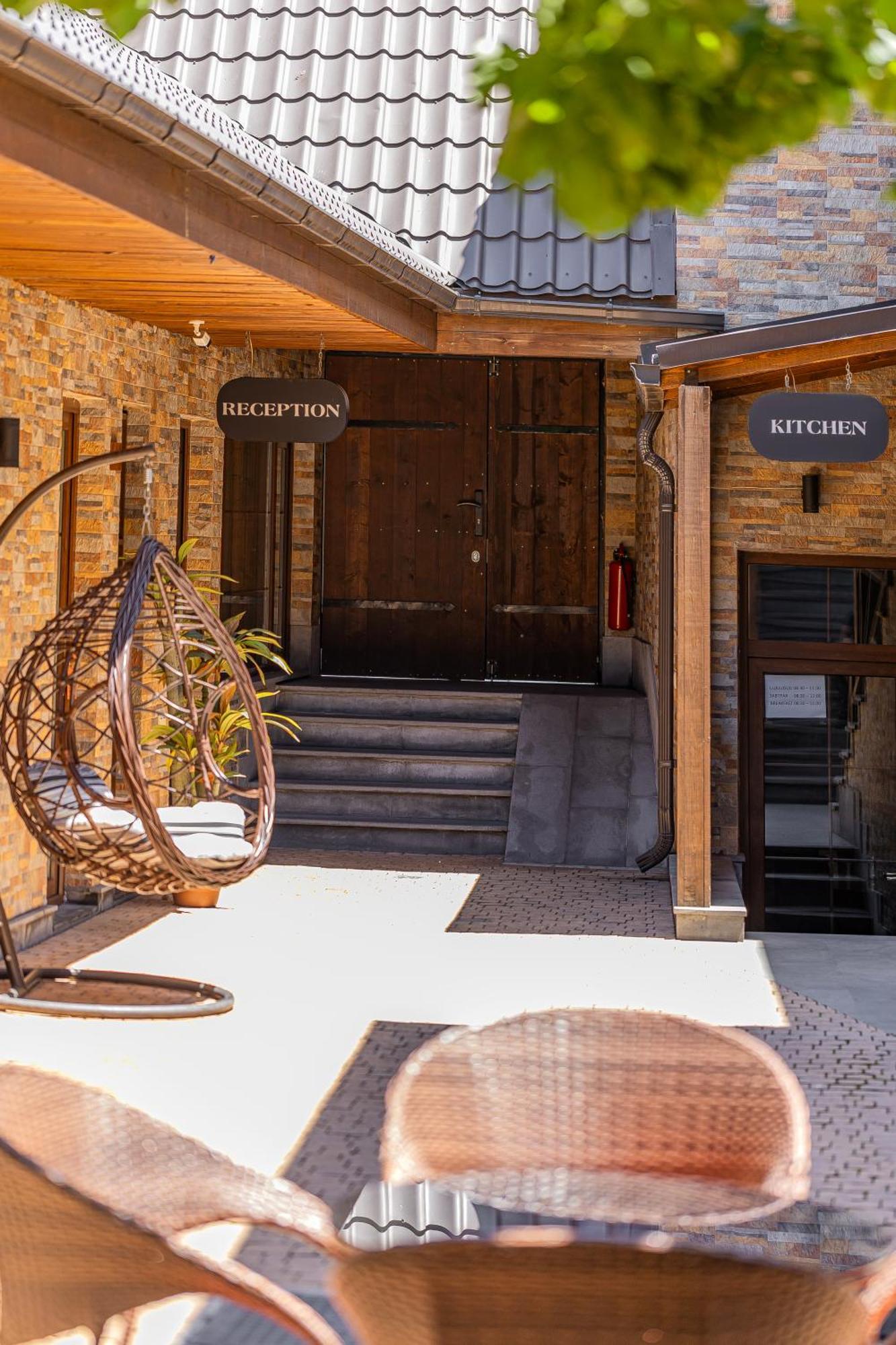 Boutique Living Hotel Ereván Exterior foto